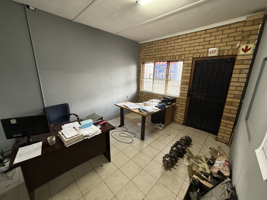 Commercial Property for Sale in Parow East Western Cape
